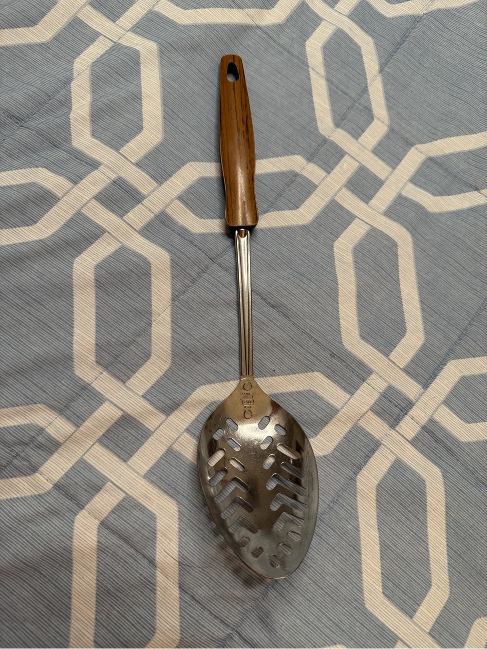Vintage EKCO USA Stainless Steel Slotted Serving Spoon Skimmer Wood Grain Handle